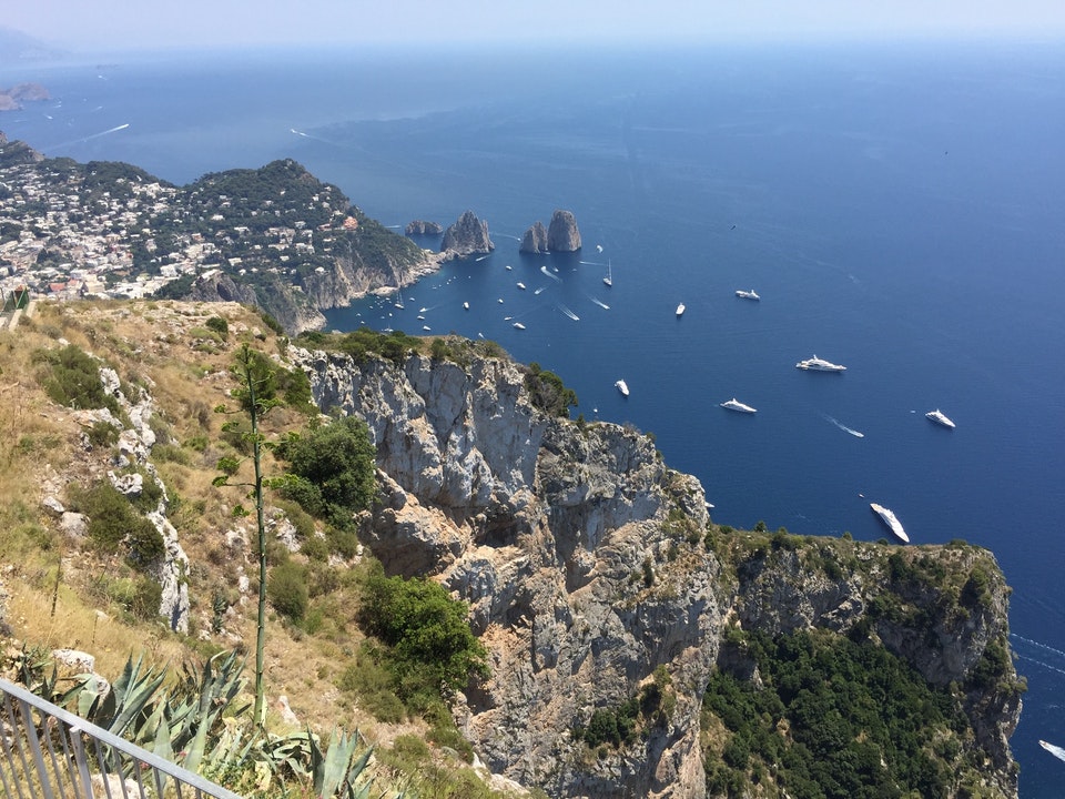 onde se hospedar em Capri